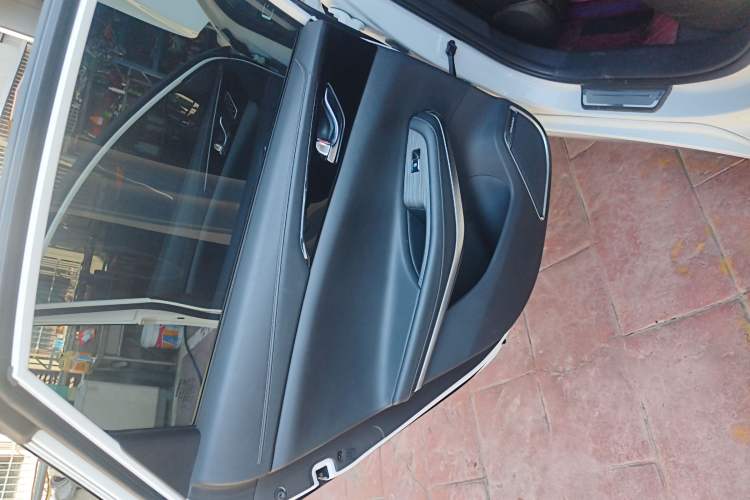 Used CHANGAN Ruicheng CC 2022 Blue Whale Edition 1.5T DCT Prestige Model Interior 8