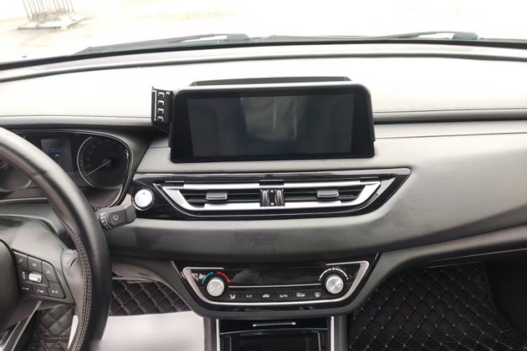 Used CHANGAN Ruicheng CC 2022 Blue Whale Edition 1.5T DCT Elite Model Interior 9