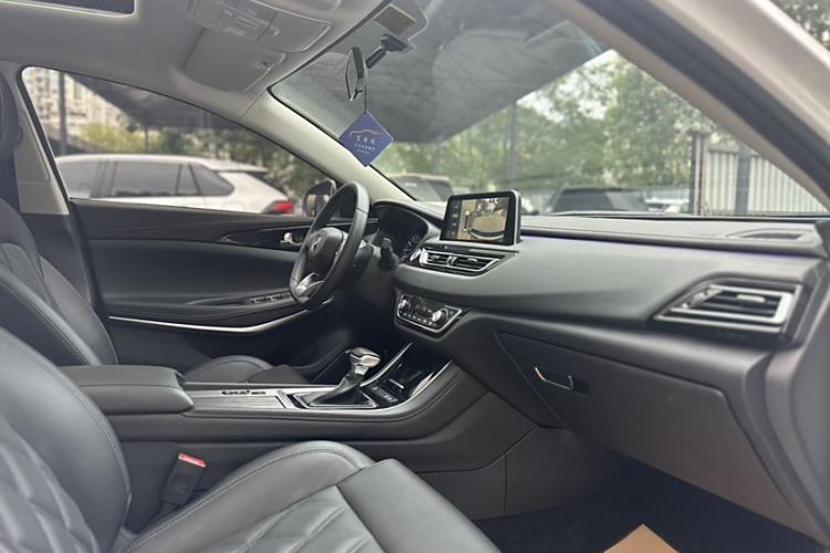 Used CHANGAN Ruicheng CC 2022 Blue Whale Edition 1.5T DCT Luxury Model Interior 9