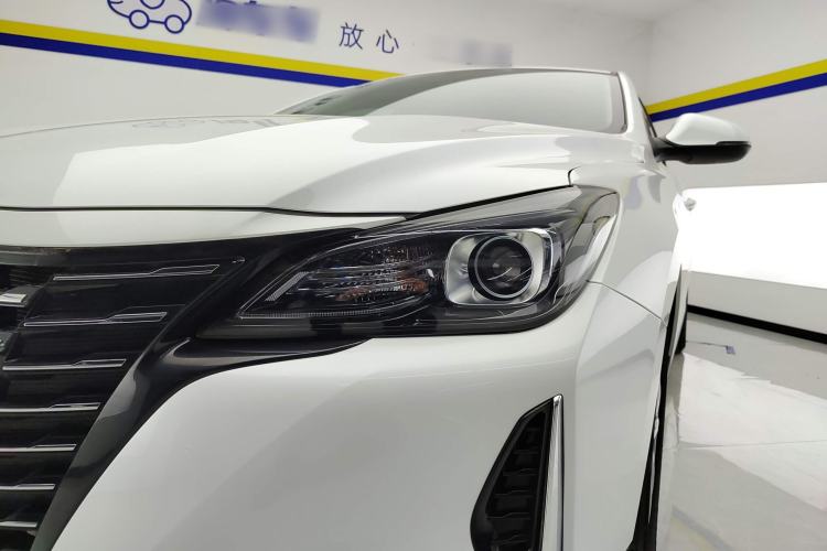 Used CHANGAN Ruicheng CC 2022 Blue Whale Edition 1.5T DCT Elite Model Left Front Headlight