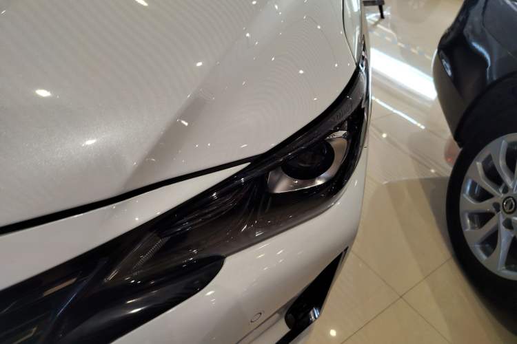 Used CHANGAN Ruicheng CC 2022 Blue Whale Edition 1.5T DCT Luxury Model Left Front Headlight