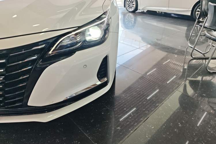 Used CHANGAN Ruicheng CC 2022 Blue Whale Edition 1.5T DCT Luxury Model Left Front Headlight