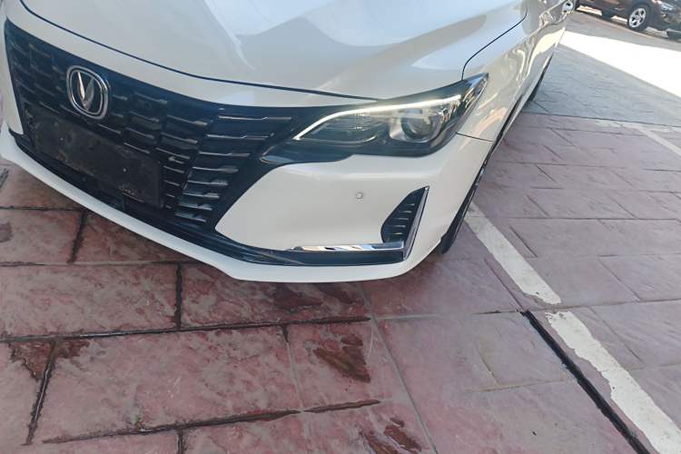 Used CHANGAN Ruicheng CC 2022 Blue Whale Edition 1.5T DCT Prestige Model Left Front Headlight