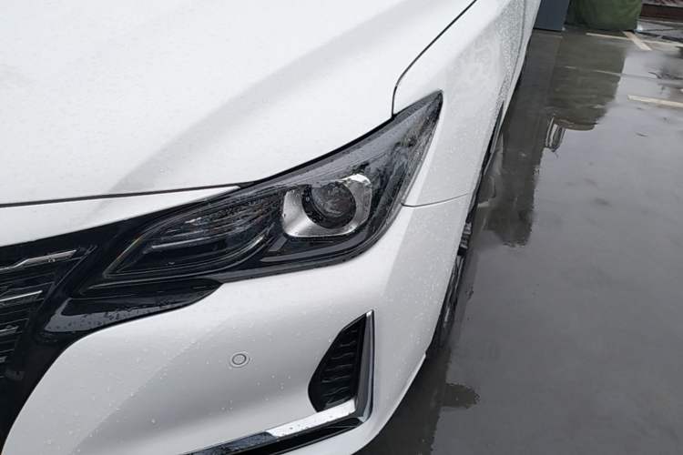 Used CHANGAN Ruicheng CC 2022 Blue Whale Edition 1.5T DCT Luxury Model Left Front Headlight