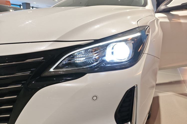 Used CHANGAN Ruicheng CC 2022 Blue Whale Edition 1.5T DCT Luxury Model Left Front Headlight