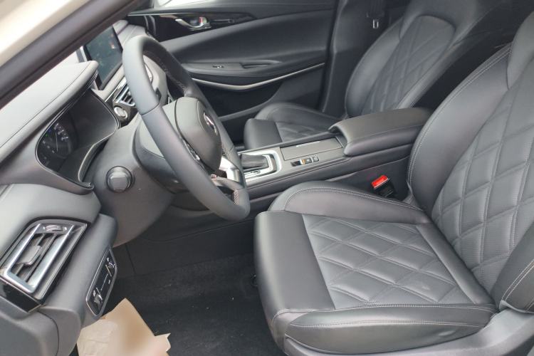 Used CHANGAN Ruicheng CC 2022 Blue Whale Edition 1.5T DCT Luxury Model Left Front Seat