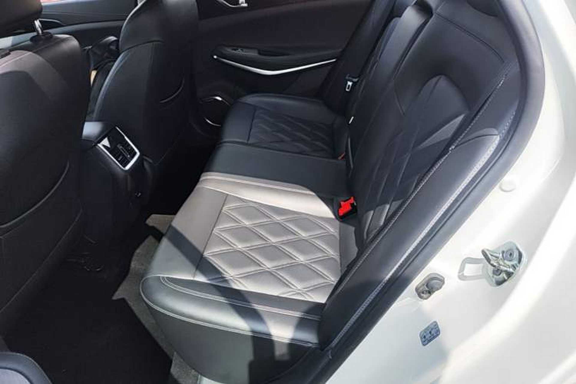 Used CHANGAN Ruicheng CC 2022 Blue Whale Edition 1.5T DCT Luxury Model Left Rear Seat
