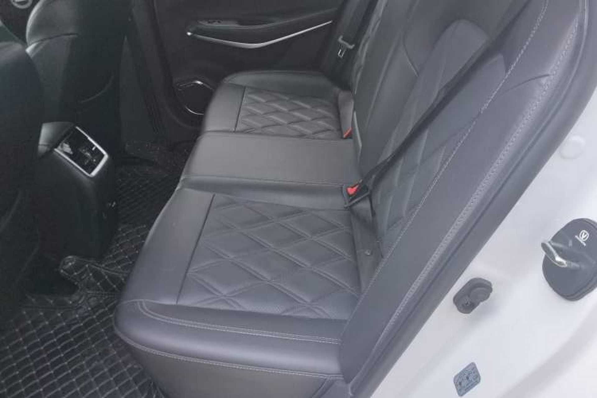 Used CHANGAN Ruicheng CC 2022 Blue Whale Edition 1.5T DCT Luxury Model Left Rear Seat