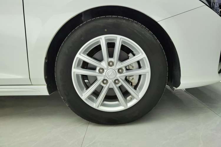 Used CHANGAN Ruicheng CC 2022 Blue Whale Edition 1.5T DCT Elite Model Left Rear Wheel Hub