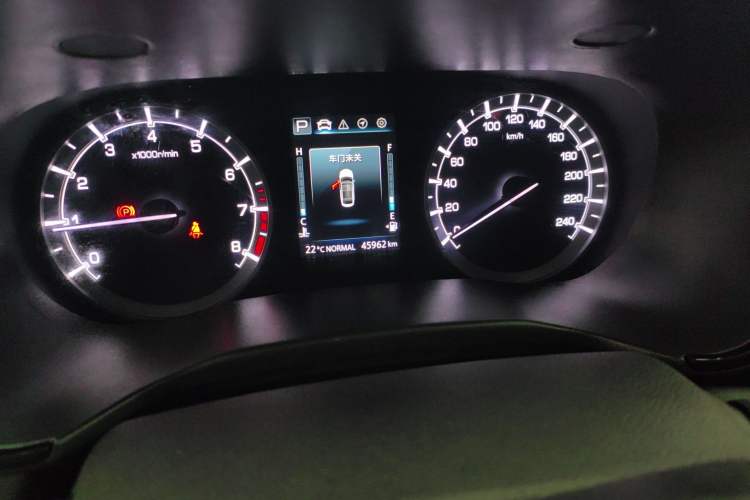 Used CHANGAN Ruicheng CC 2022 Blue Whale Edition 1.5T DCT Luxury Model Odometer Close Up