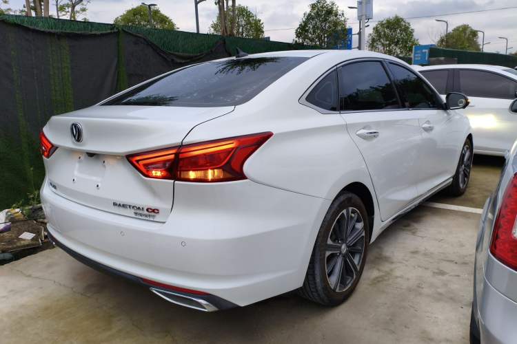 Used CHANGAN Ruicheng CC 2022 Blue Whale Edition 1.5T DCT Luxury Model Rear Right 45 Deg