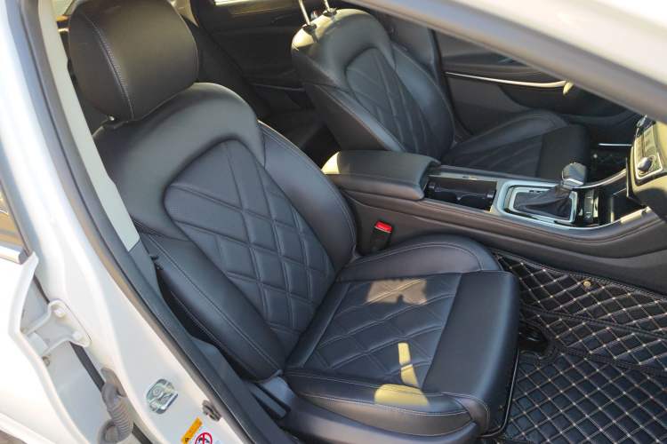 Used CHANGAN Ruicheng CC 2022 Blue Whale Edition 1.5T DCT Luxury Model Right Front Seat