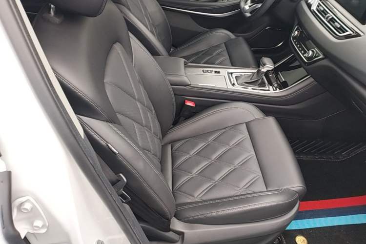 Used CHANGAN Ruicheng CC 2022 Blue Whale Edition 1.5T DCT Luxury Model Right Front Seat