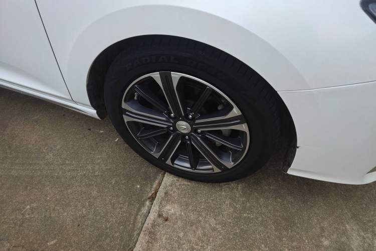 Used CHANGAN Ruicheng CC 2022 Blue Whale Edition 1.5T DCT Prestige Model Right Front Wheel Hub