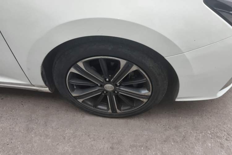 Used CHANGAN Ruicheng CC 2022 Blue Whale Edition 1.5T DCT Prestige Model Right Front Wheel Hub