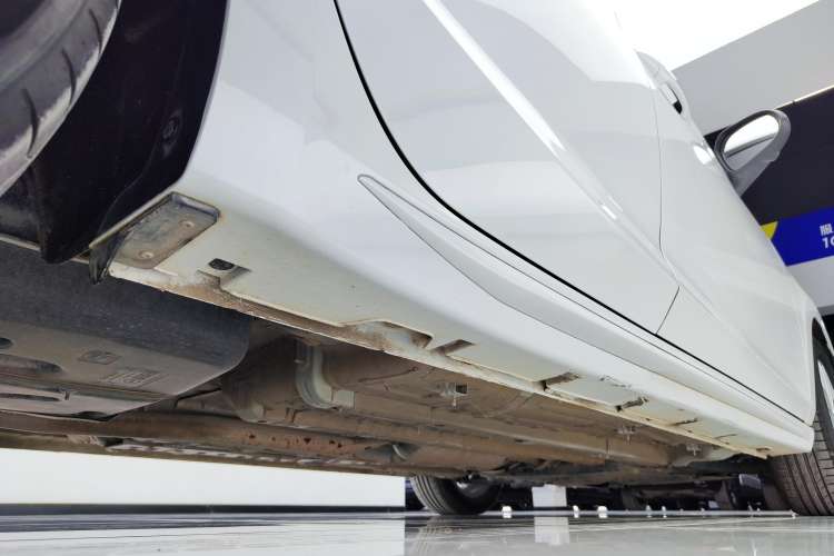 Used CHANGAN Ruicheng CC 2022 Blue Whale Edition 1.5T DCT Elite Model Right Side Sill