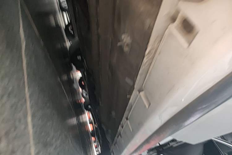 Used CHANGAN Ruicheng CC 2022 Blue Whale Edition 1.5T DCT Luxury Model Right Side Sill