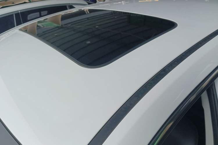 Used CHANGAN Ruicheng CC 2022 Blue Whale Edition 1.5T DCT Luxury Model Roof