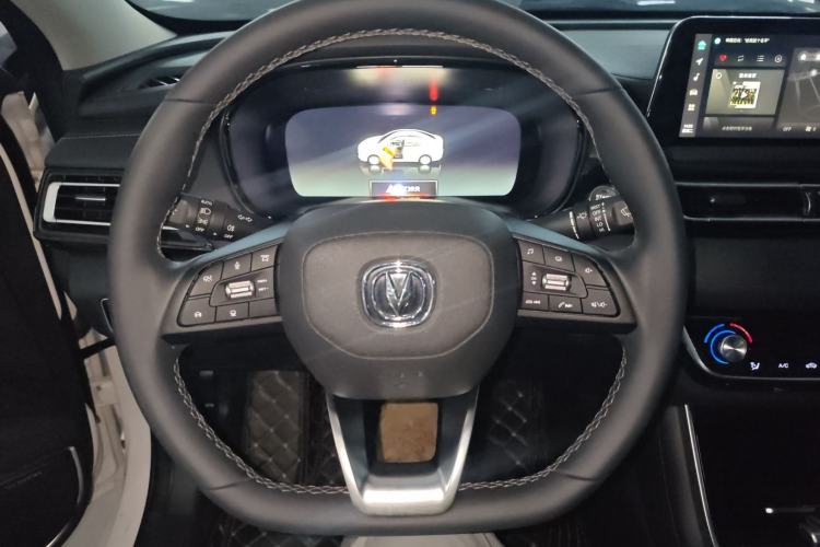 Used CHANGAN Ruicheng CC 2022 Blue Whale Edition 1.5T DCT Prestige Model Steering Wheel