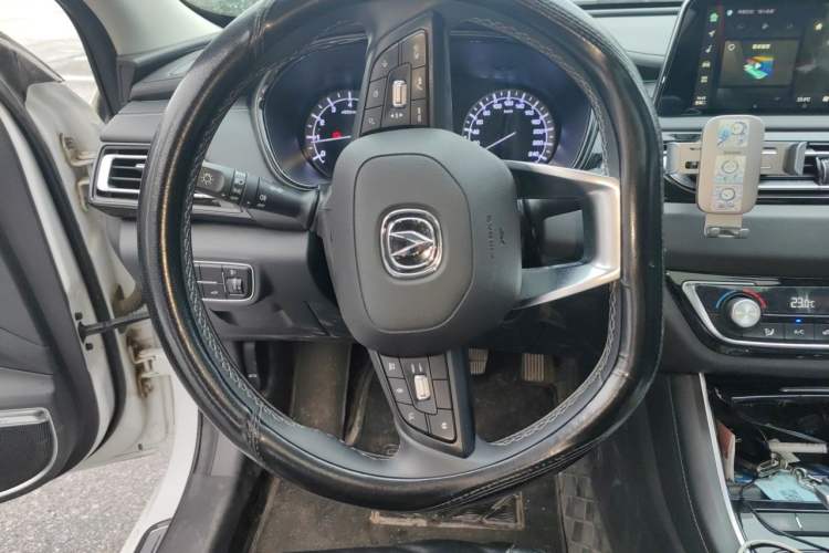 Used CHANGAN Ruicheng CC 2022 Blue Whale Edition 1.5T DCT Luxury Model Steering Wheel
