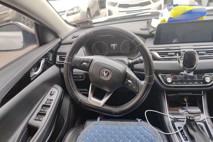 Used CHANGAN Ruicheng CC 2022 Blue Whale Edition 1.5T DCT Luxury Model Steering Wheel