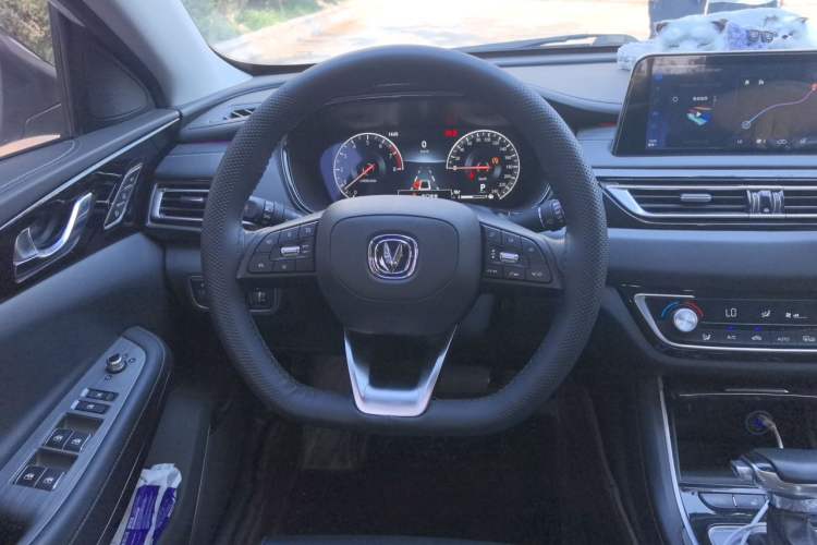Used CHANGAN Ruicheng CC 2022 Blue Whale Edition 1.5T DCT Prestige Model Steering Wheel