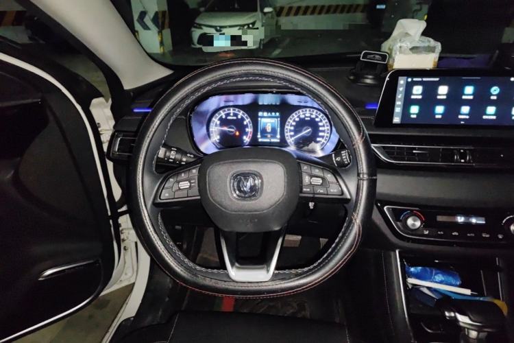 Used CHANGAN Ruicheng CC 2022 Blue Whale Edition 1.5T DCT Luxury Model Steering Wheel