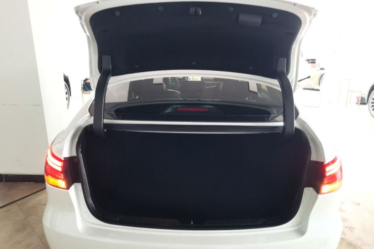Used CHANGAN Ruicheng CC 2022 Blue Whale Edition 1.5T DCT Luxury Model Trunk