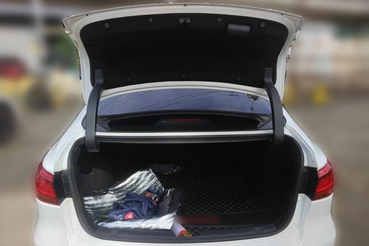 Used CHANGAN Ruicheng CC 2022 Blue Whale Edition 1.5T DCT Prestige Model Trunk