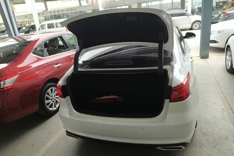 Used CHANGAN Ruicheng CC 2022 Blue Whale Edition 1.5T DCT Luxury Model Trunk