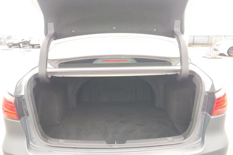 Used CHANGAN Ruicheng CC 2022 Blue Whale Edition 1.5T DCT Elite Model Trunk