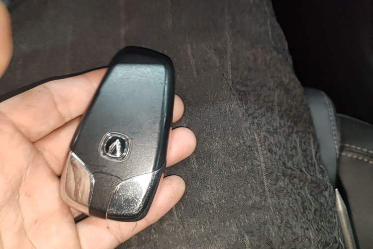 Used CHANGAN Ruicheng CC 2022 Blue Whale Edition 1.5T DCT Luxury Model Vehicle Key
