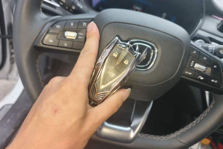 Used CHANGAN Ruicheng CC 2022 Blue Whale Edition 1.5T DCT Prestige Model Vehicle Key