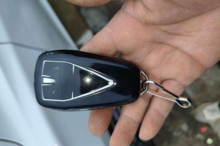 Used CHANGAN Ruicheng CC 2022 Blue Whale Edition 1.5T DCT Luxury Model Vehicle Key