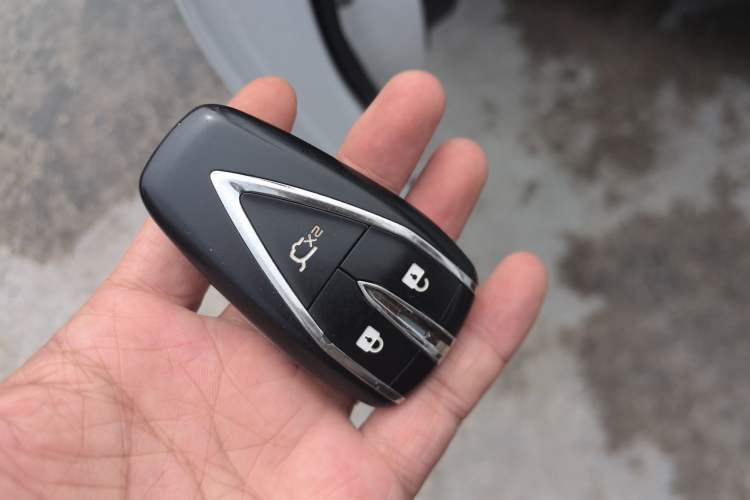 Used CHANGAN Ruicheng CC 2022 Blue Whale Edition 1.5T DCT Luxury Model Vehicle Key