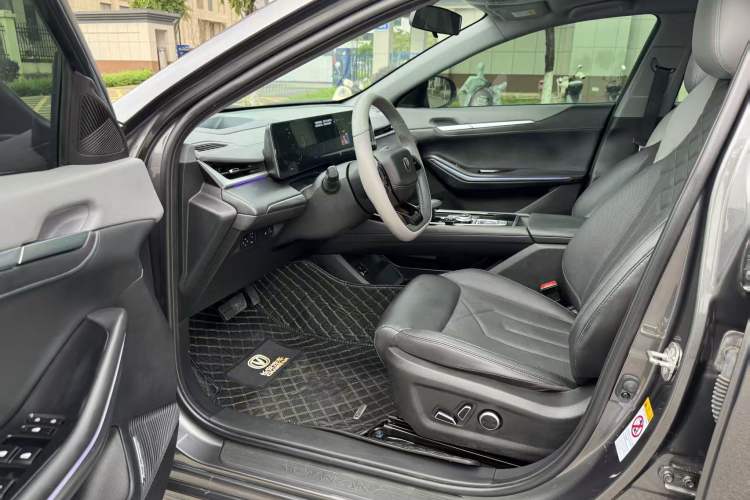 Used CHANGAN Ruicheng PLUS 2023 1.5T DCT Navigation Edition Interior 2