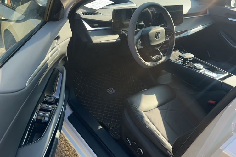 Used CHANGAN Ruicheng PLUS 2023 1.5T DCT Flagship Edition Interior 5