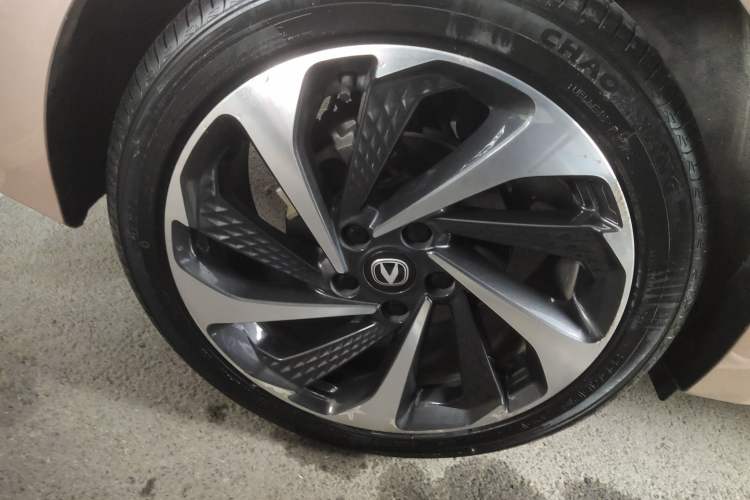 Used CHANGAN Ruicheng PLUS 2023 1.5T DCT Flagship Edition Right Rear Wheel Hub