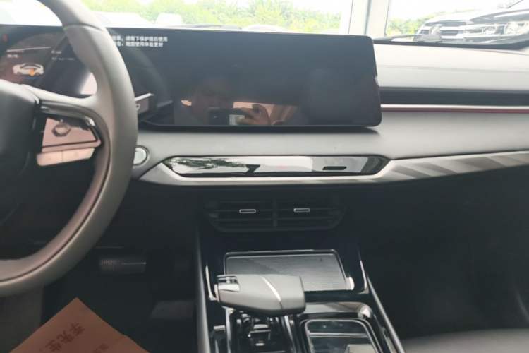 Used CHANGAN Ruicheng PLUS 2023 1.5T DCT Prestige Edition Audio And AC Panel