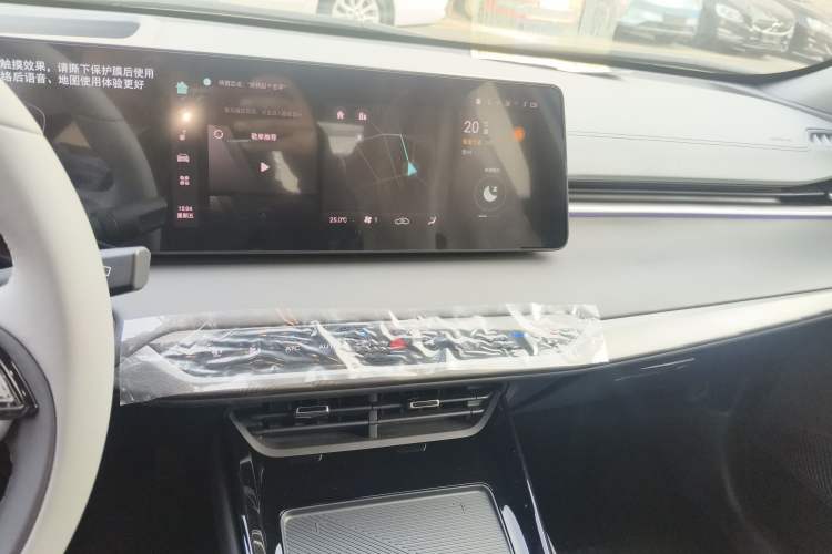 Used CHANGAN Ruicheng PLUS 2023 1.5T DCT Navigation Edition Audio And AC Panel