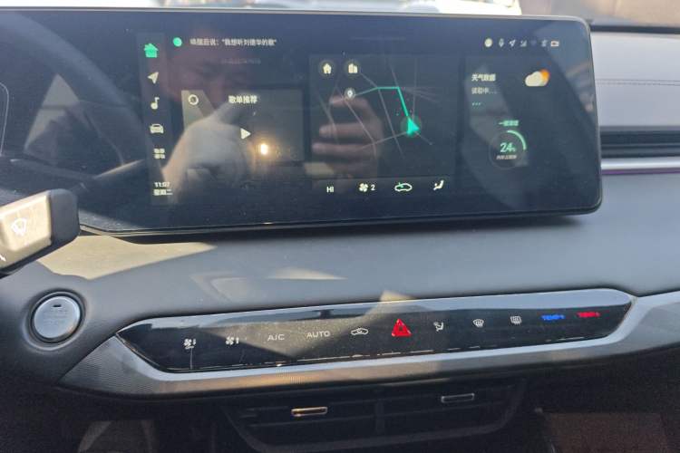 Used CHANGAN Ruicheng PLUS 2023 1.5T DCT Prestige Edition Audio And AC Panel