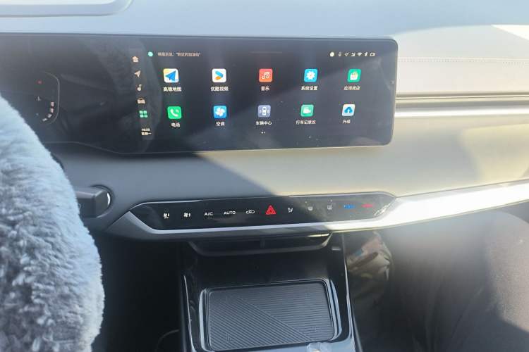 Used CHANGAN Ruicheng PLUS 2023 1.5T DCT Navigation Edition Audio And AC Panel