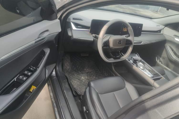 Used CHANGAN Ruicheng PLUS 2023 1.5T DCT Prestige Edition Driver Seat