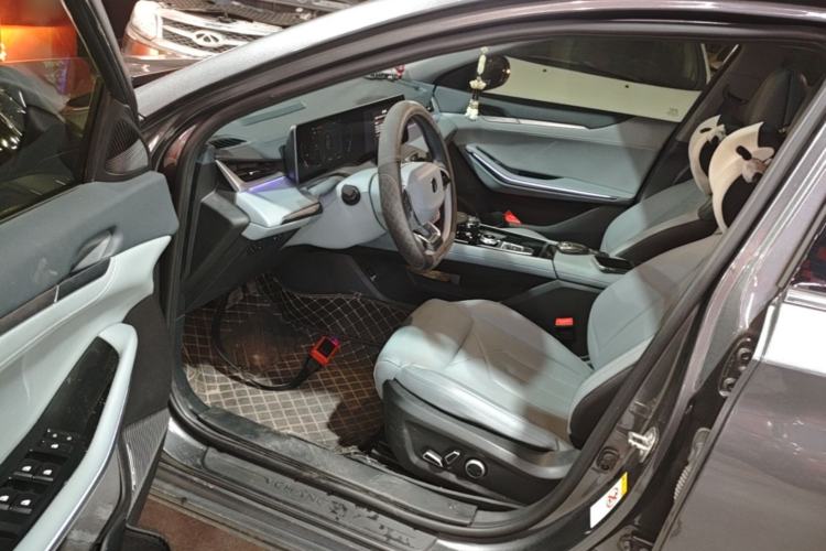 Used CHANGAN Ruicheng PLUS 2023 1.5T DCT Navigation Edition Driver Seat