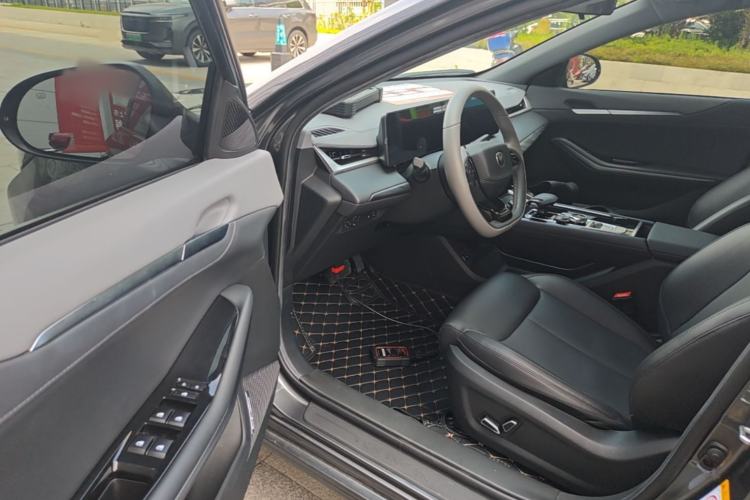 Used CHANGAN Ruicheng PLUS 2023 1.5T DCT Prestige Edition Driver Seat