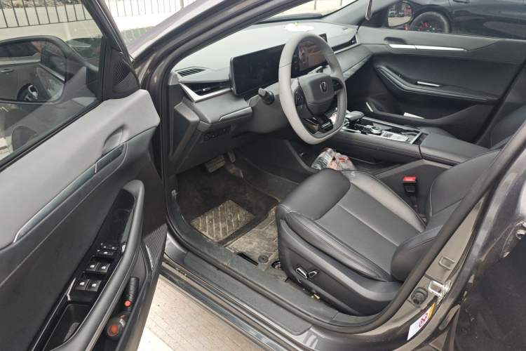 Used CHANGAN Ruicheng PLUS 2023 1.5T DCT Prestige Edition Driver Seat