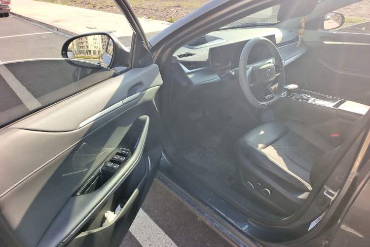Used CHANGAN Ruicheng PLUS 2023 1.5T DCT Navigation Edition Driver Seat