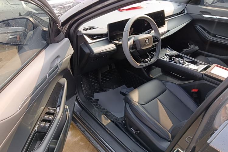 Used CHANGAN Ruicheng PLUS 2023 1.5T DCT Prestige Edition Driver Seat