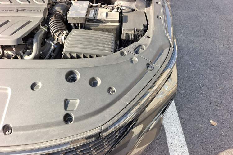 Used CHANGAN Ruicheng PLUS 2023 1.5T DCT Navigation Edition Engine Bay Left