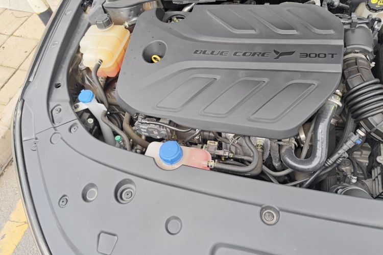 Used CHANGAN Ruicheng PLUS 2023 1.5T DCT Navigation Edition Engine Bay Right